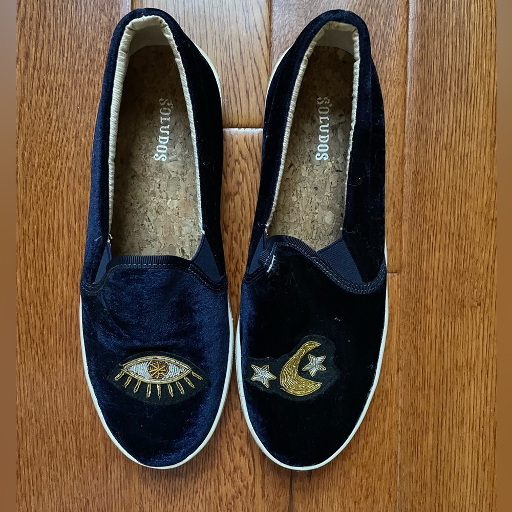 Soludos Blue Velvet Slides- celestial- size 8- slip on